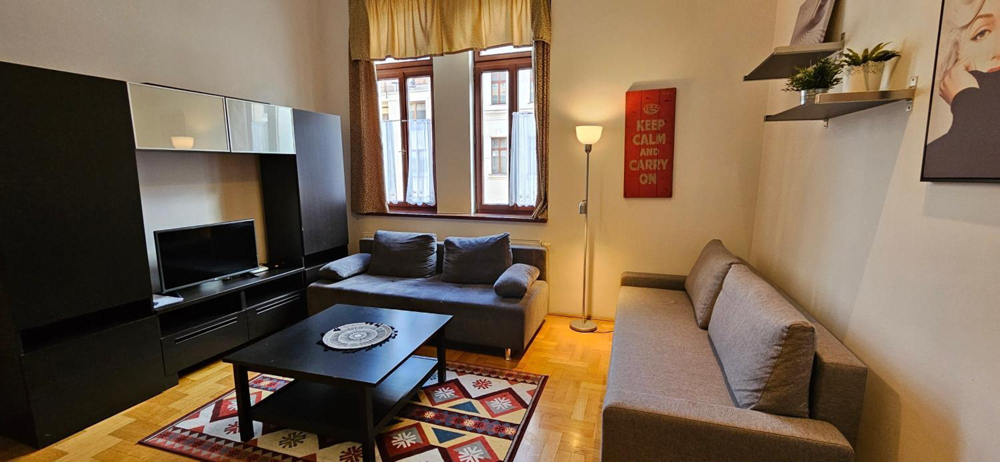 בודפשט Cozy Central Apt With Garage At Gozsdu Passage מראה חיצוני תמונה